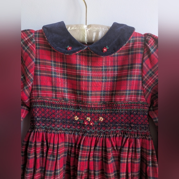 EUC...Vintage Smocked Tartan Plaid Christie Brooks Girls Dress Size L 6X - Picture 2 of 9